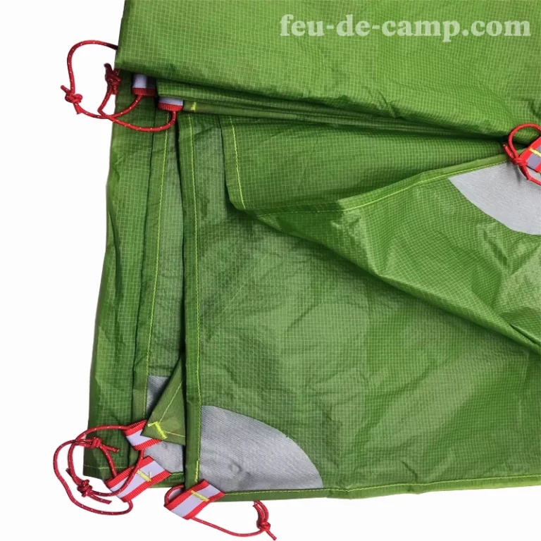 Toile de tente trekking accroches