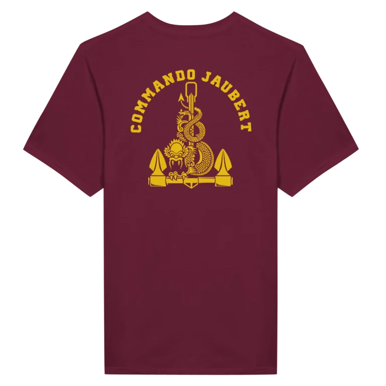 T-shirt rouge bordeaux avec l'insigne du commando jaubert imprimé sur le dos en jaune représentant un dragon enroulé autour d'une ancre